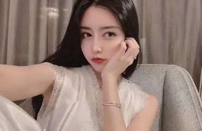 梅河口外围女、梅河口外围联系方式  梅河口外围都少钱, 梅河口伴游价位, 梅河口伴游多少钱, 梅河口外围大概什么价位, 梅河口外围什么价格, 梅河口外围预约、 梅河口外围上门服务