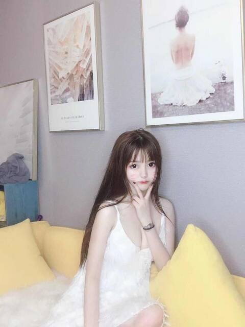 上海高端外围白小春176F童颜巨乳