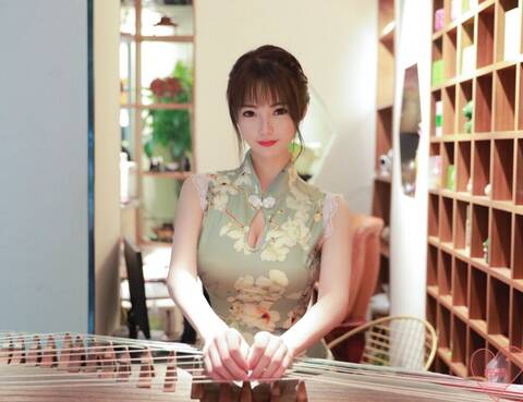 嘉兴外围模特第一才女高级中学教师172F高学历外围女