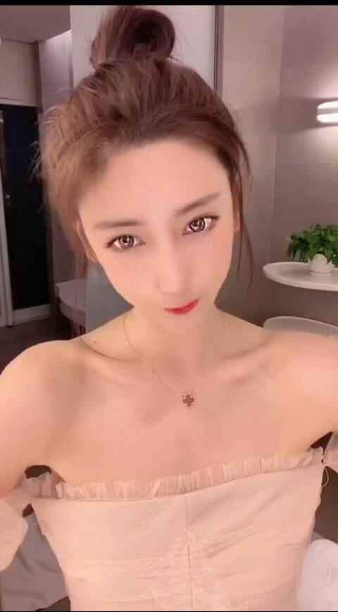 泉州高端外围商务模特足球宝贝173C03年体重45kg长相甜美身材一级棒纯净婴儿肌完美漫画脸外围女