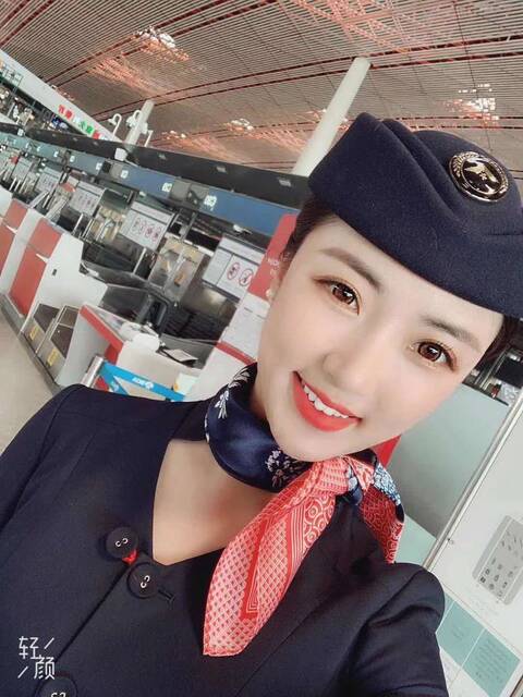 上海高端商务外围南航空姐大蜜型3