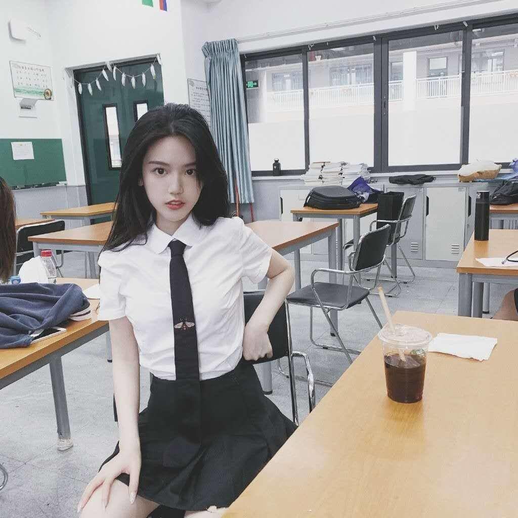 成都高端外围演员都是什么样的明星？靠谱吗？成都高端外围女孩在哪里找？