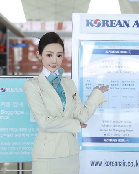 三亚外围大韩空姐兼职最新动态美女